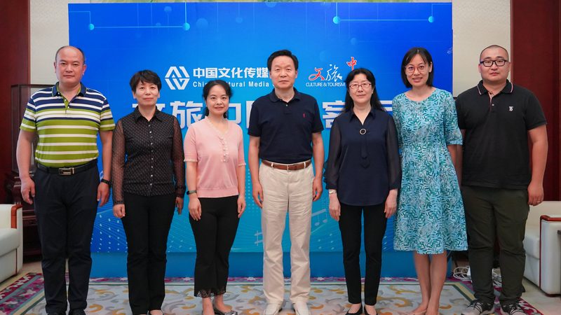 VI设计效果图尺寸参数解析：标准与技巧
